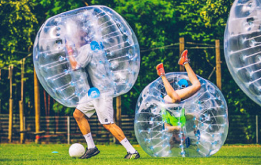 Partita di Bubble Soccer tra Amici